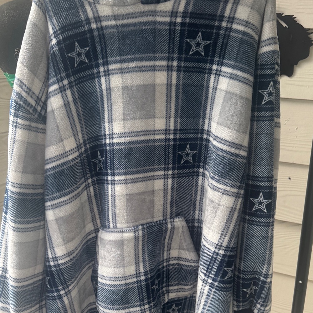 Men's Navy and White Plaid Crewneck Sweater